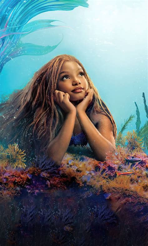 halle bailey little mermaid.